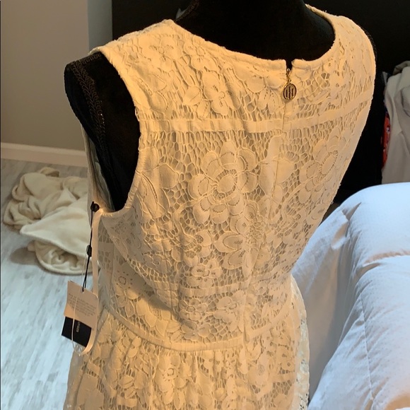 Tommy Hilfiger lace dress, cream colored. - Picture 3 of 3